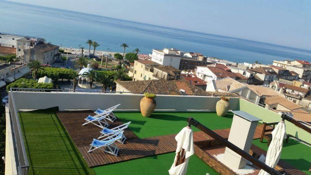 Hotel Mediterraneo Roccella Ionica Exteriér fotografie